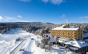 Duja Chalet Ski Center  5*